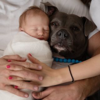 🔥 Jsme zpět v plné síle… a tentokrát i s malým pomocníkem! 🐶💪 Po zimním spánku (dobře, spíš kreativním maratonu s korálky...